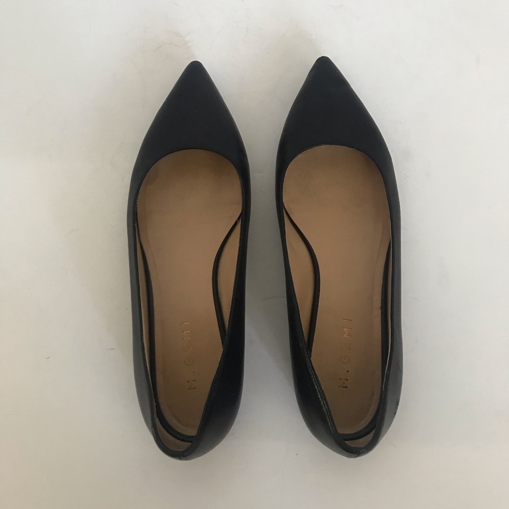 M. Gemi The Fortuna Black Leather Point Toe Flat - Picture 2 of 8
